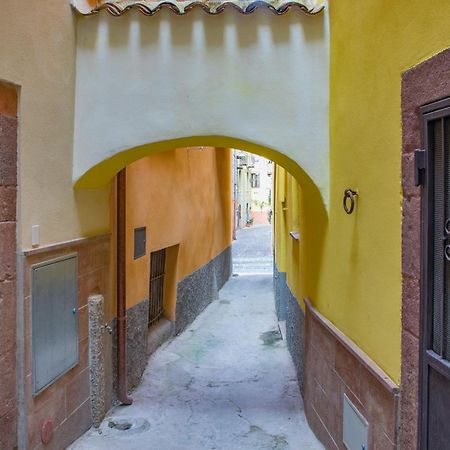Sardinian Gallery Fonte บอซา ภายนอก รูปภาพ